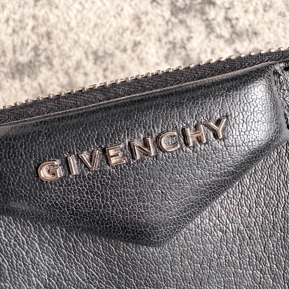 $1200 Givenchy antigona nano black leather crossbody bag purse - Picture 8 of 14